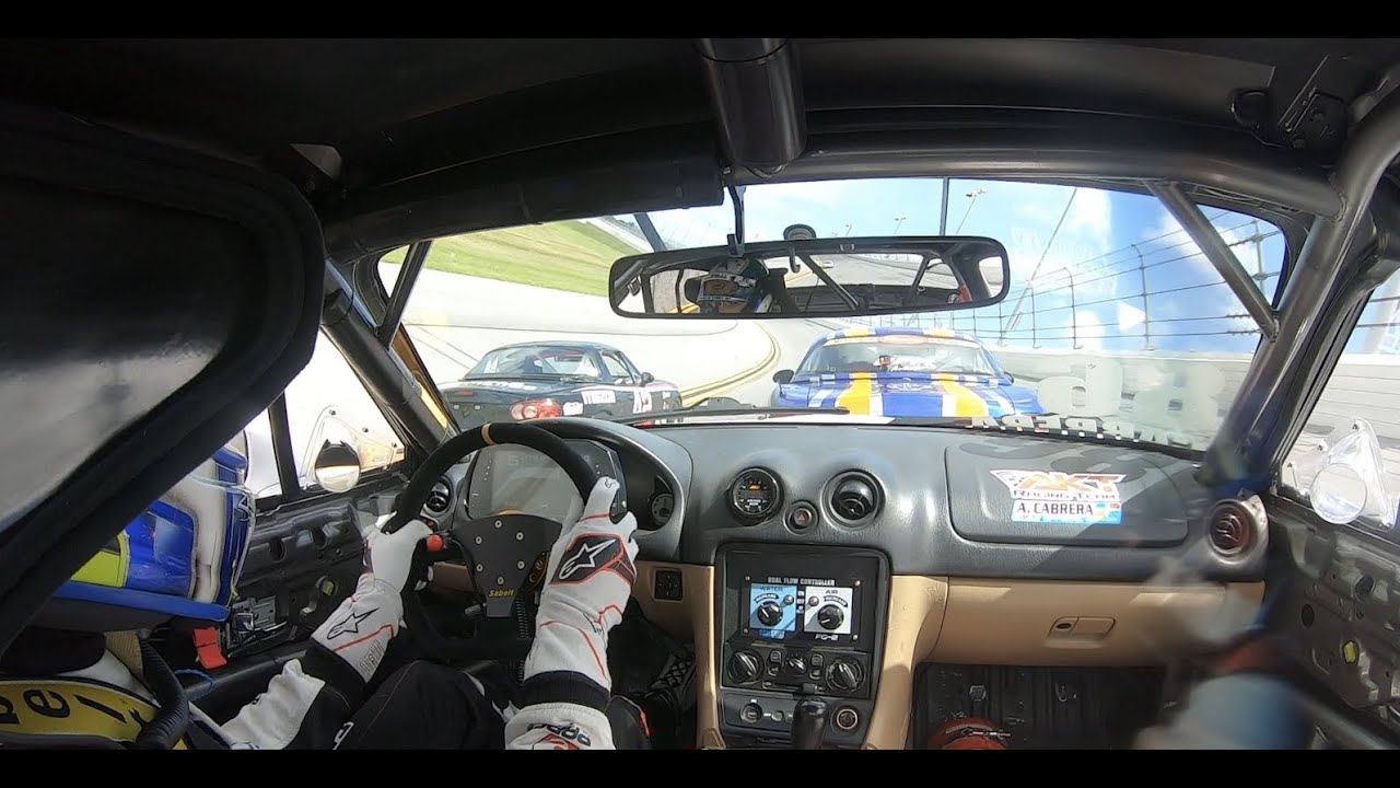 2022 Daytona Double Spec Miata #86