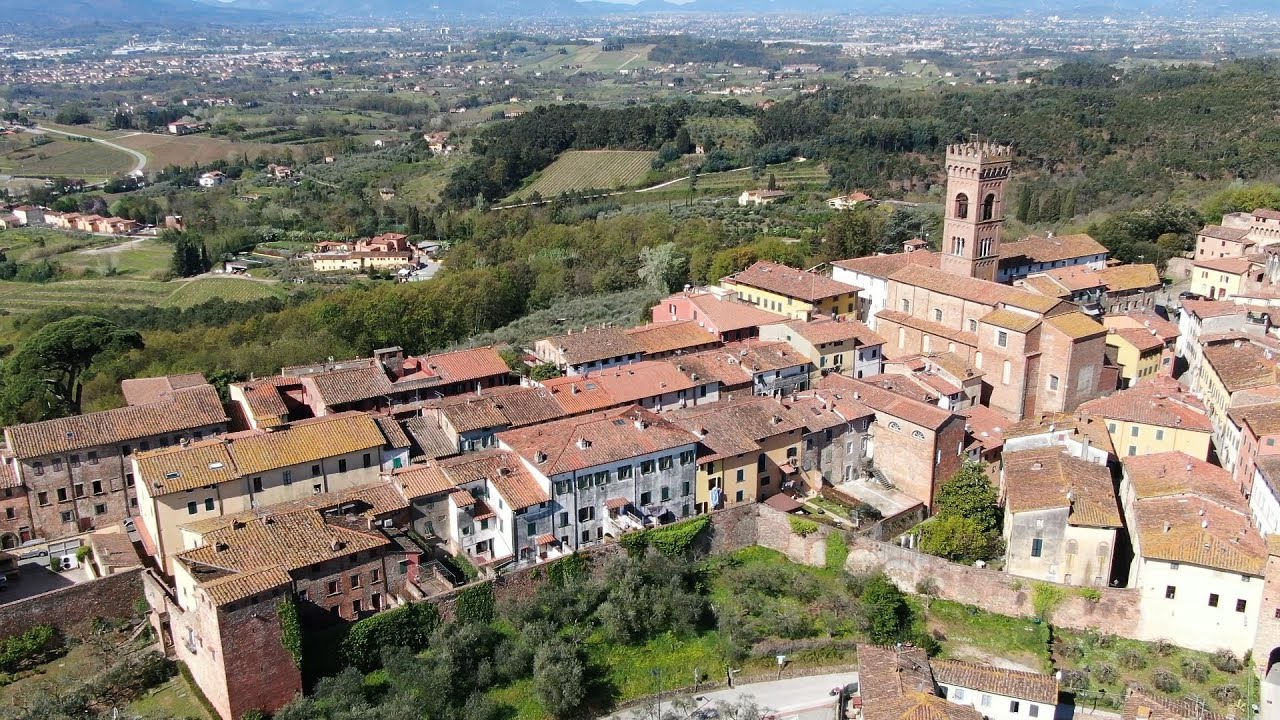 Montecarlo - Lucca ( Video con Commento Audio )