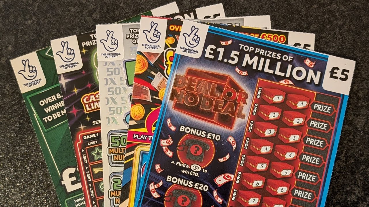 Набор лотерейных скретч-карт Allwyn National Lottery стоимостью 25 фунтов стерлингов каждая.