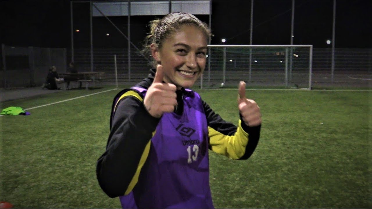 Camp Elfsborg Flickakademi. Träning -02/-03 Borås Arena 2. 2019-04-08! 