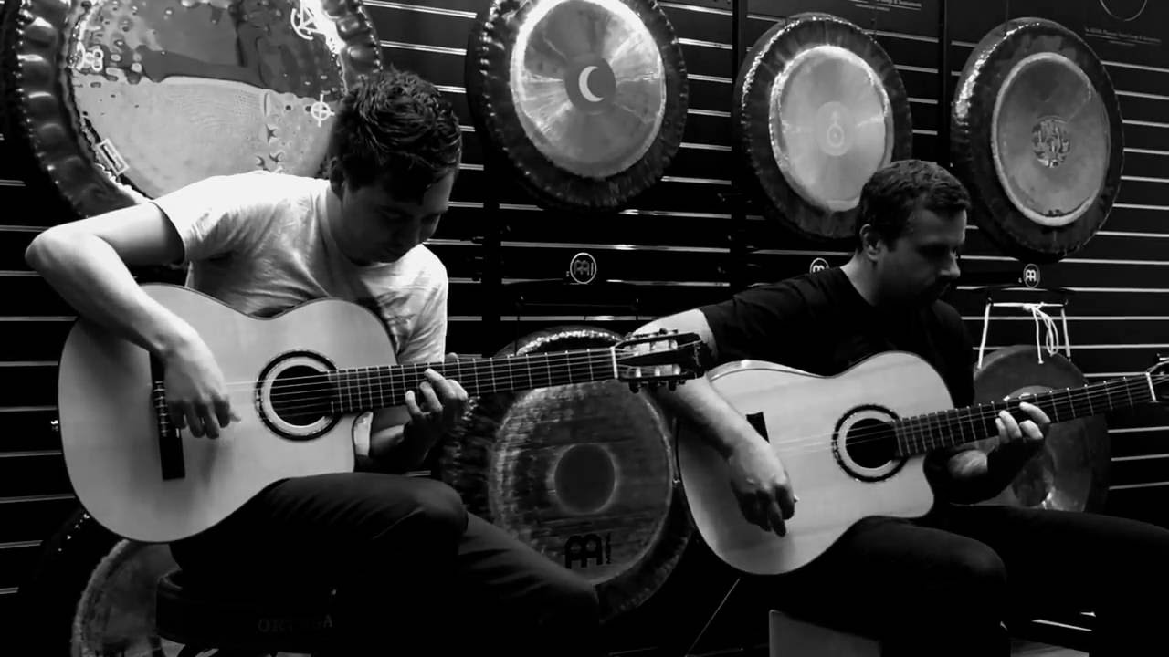 Hallowed Be Thy Name (Iron Maiden Acoustic) Thomas Zwijsen & Ben Woods - Master Guitar Tour 2016