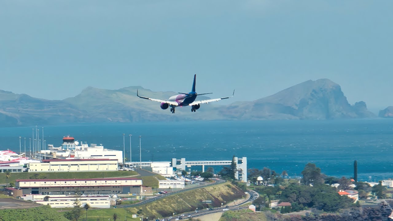 SKILLED WIZZAIR CAPTAIN FIGHTS THE WIND At Madeira Airport