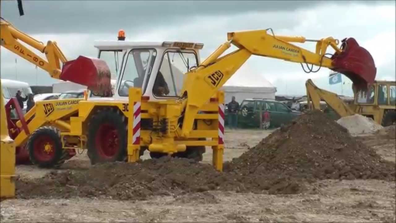 Vintage JCB and Steelfab backhoes working