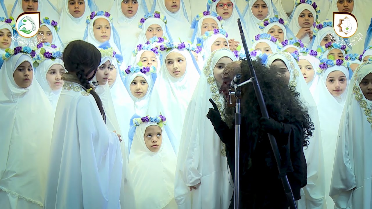 مشهد تمثيلي يحاكي الصراع بين الخمار والشيطان