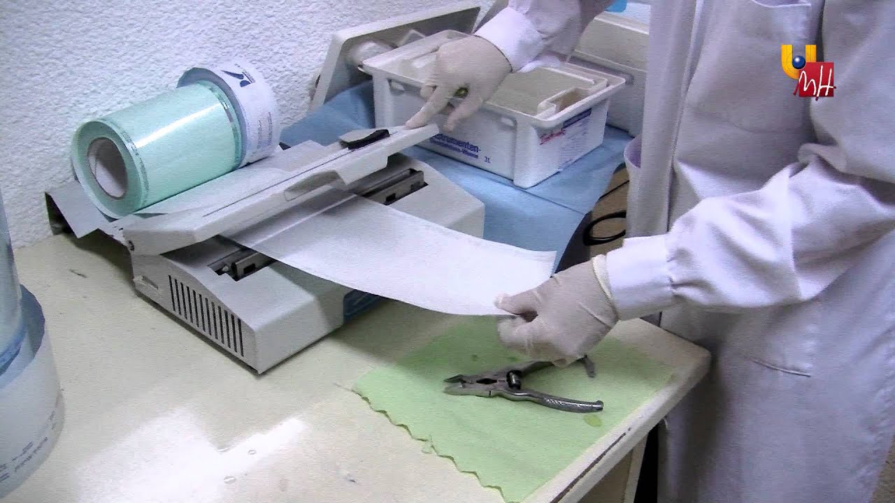 Quiropodología: Limpieza del material.
