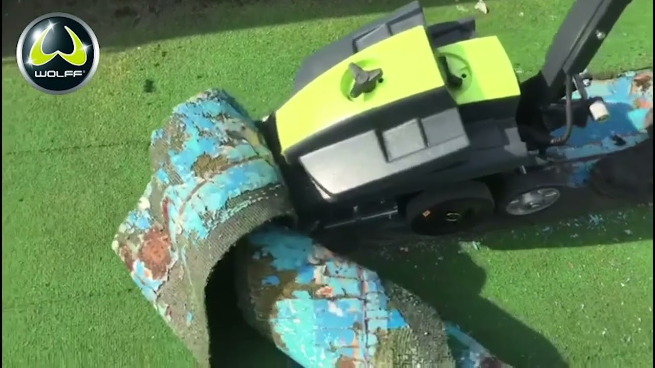 Professionelle Entfernung aller verklebten Bodenbeläge mit WOLFF Turbo Stripper
