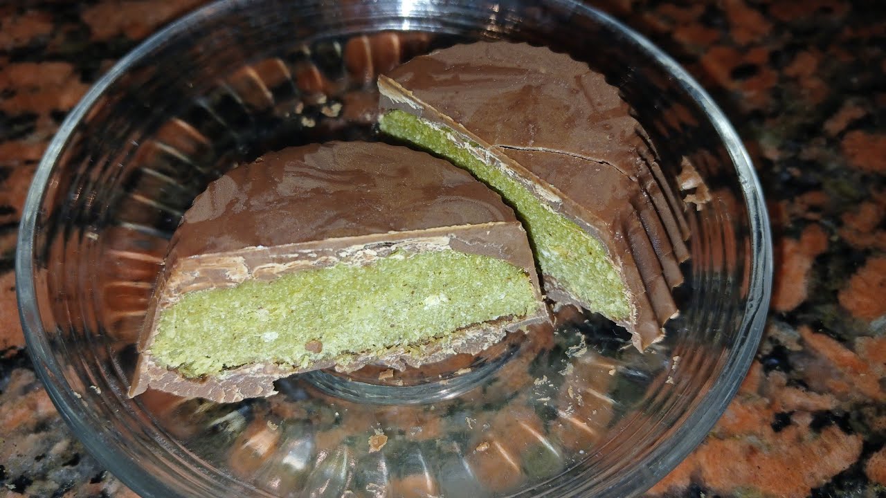 طريقة عمل شيكولاتة دبى بالبستاشيو 🍫🧆الطعم روعه 😋😋 وارخص بكتييير ‼️شيكولاته بالفسدق ❤️#شيكولاتة_دبى