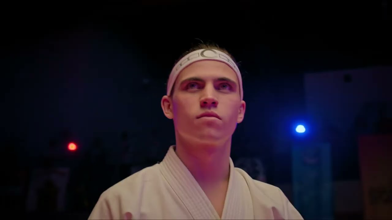 Robby VS Axel FINAL FIGHT | S6E13 Cobra Kai