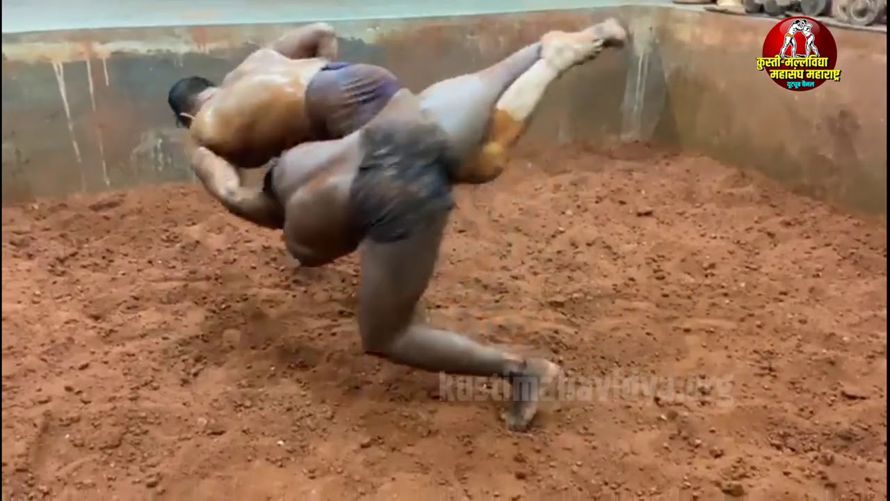 आतली / बाहेरची टांग | Inner and outer leg hook wrestling technique | hemant mazire