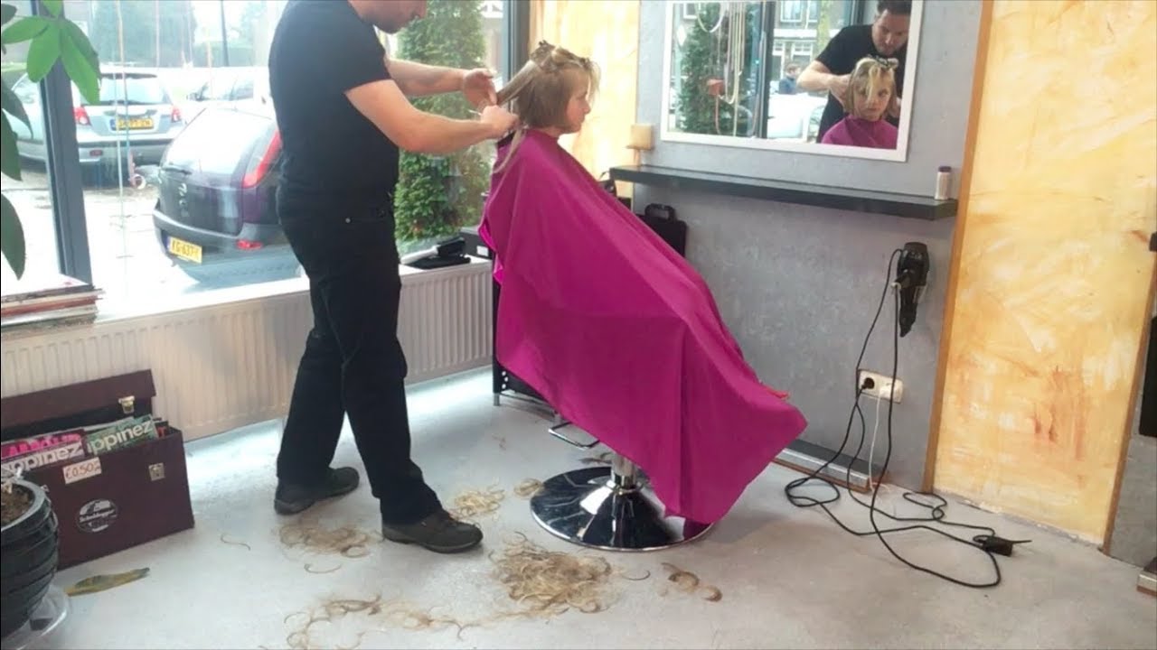 Kim (Impression Of Haircut)