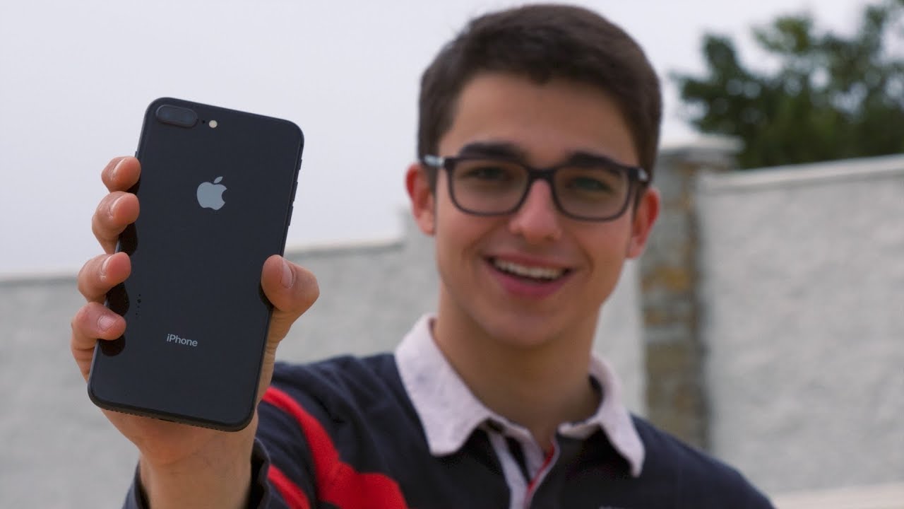 iPHONE 8 PLUS - САМЫЙ ПОЛНЫЙ И ЧЕСТНЫЙ ОБЗОР! Опыт использования и мнение
