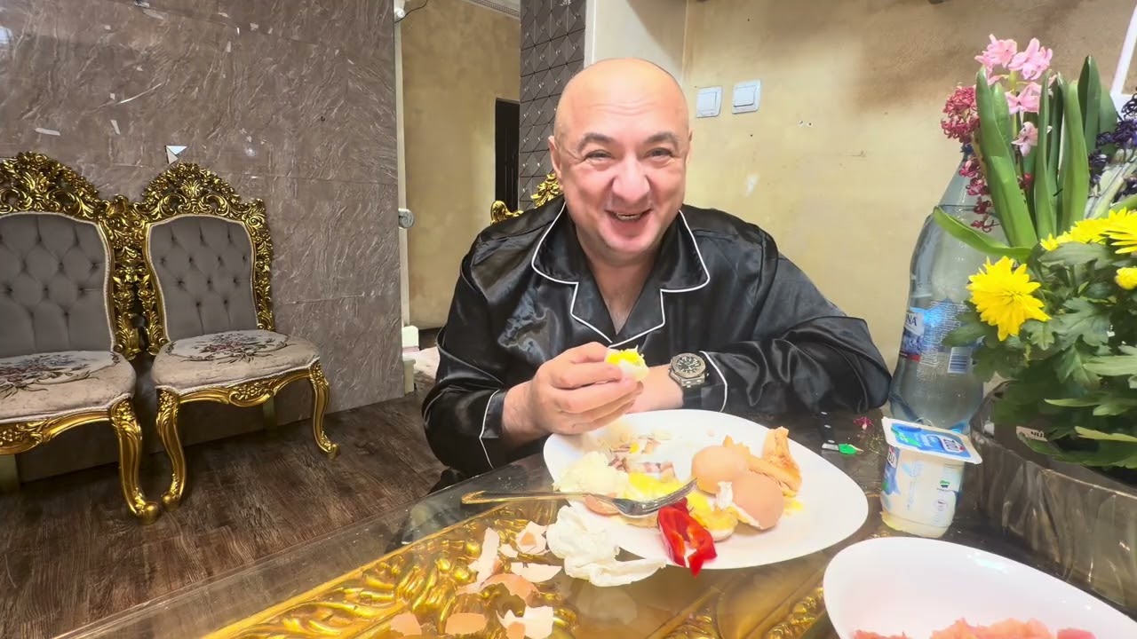 A venit albina cu ajutoare să mi facă clătite ! 