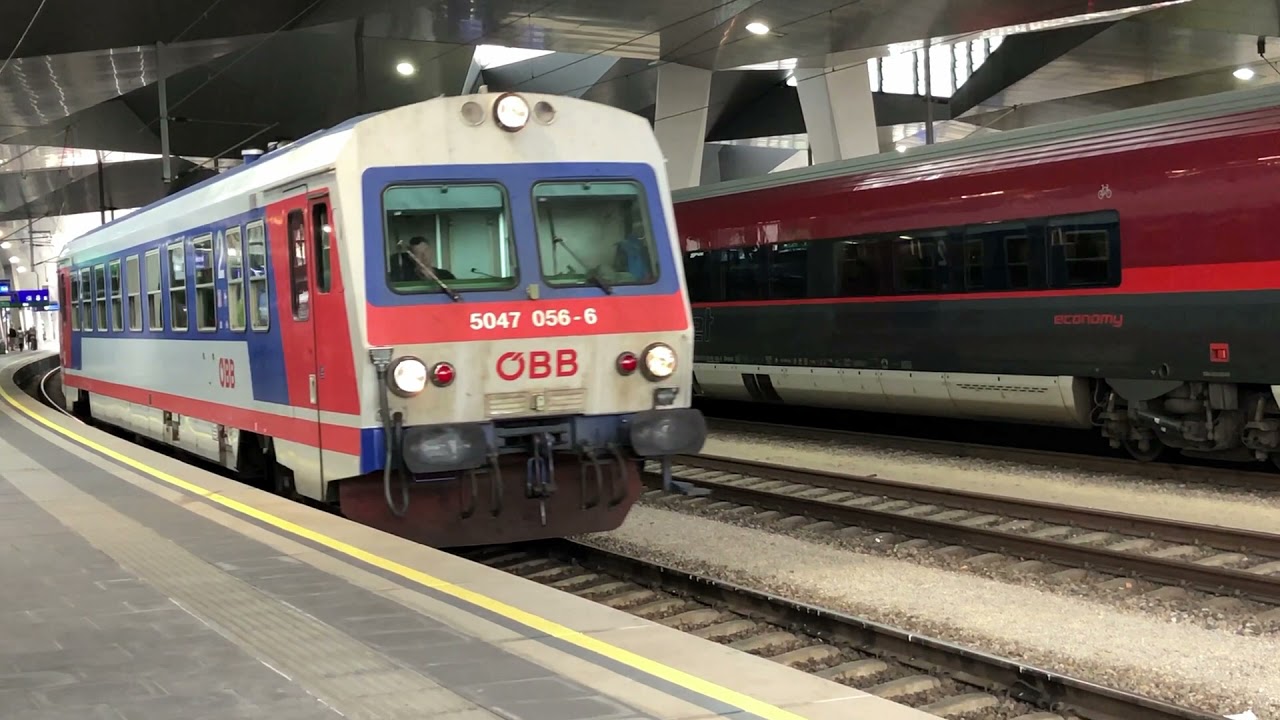 Vonatok a bécsi főpályaudvaron / Trains in Vienna Main Railway Station / Züge Wien Hbf 2.