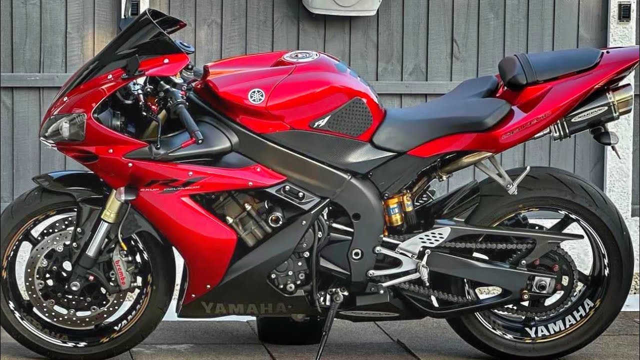 Stunning YAMAHA YZF R1 RN12 with a Lot of Changes on DELKEVIC Exhaust Sound (Detailed Review, Sound)