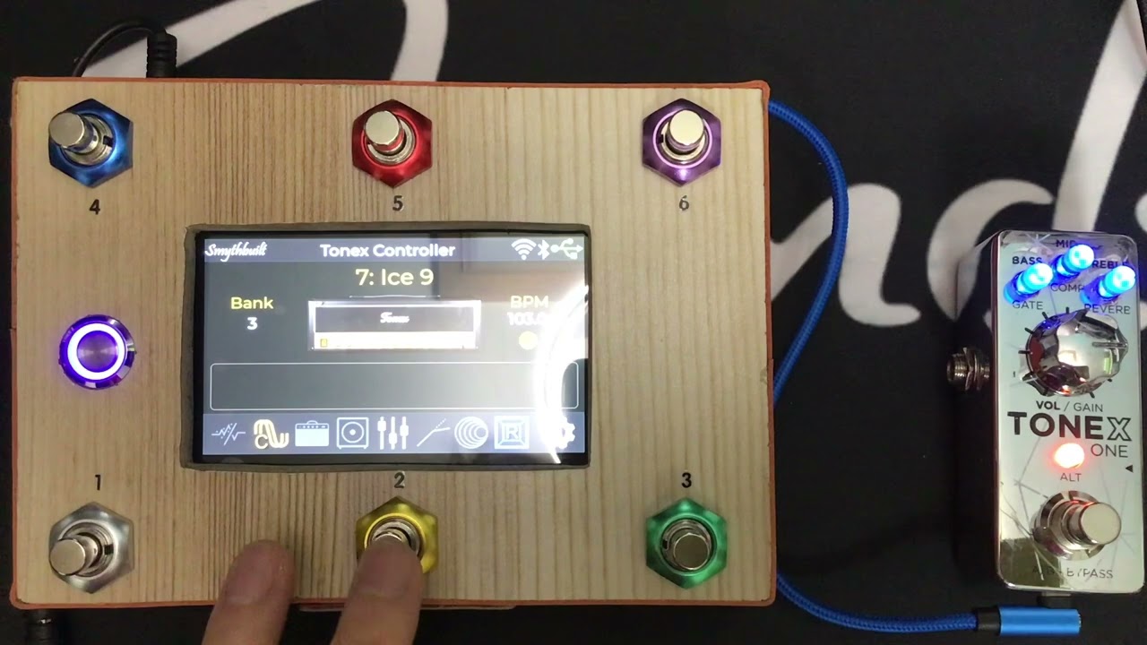 TONEX ONE, GP-5 4.3inch CONTROLLER 강화 마루 Case 버전