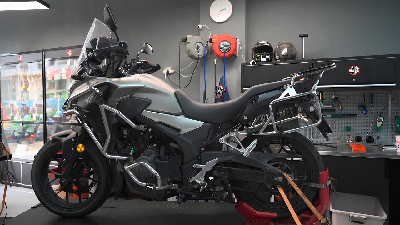 HONDA CB400X REPAIR & REBUILD | RESTORING A DAMAGED ADVENTURE MACHINE