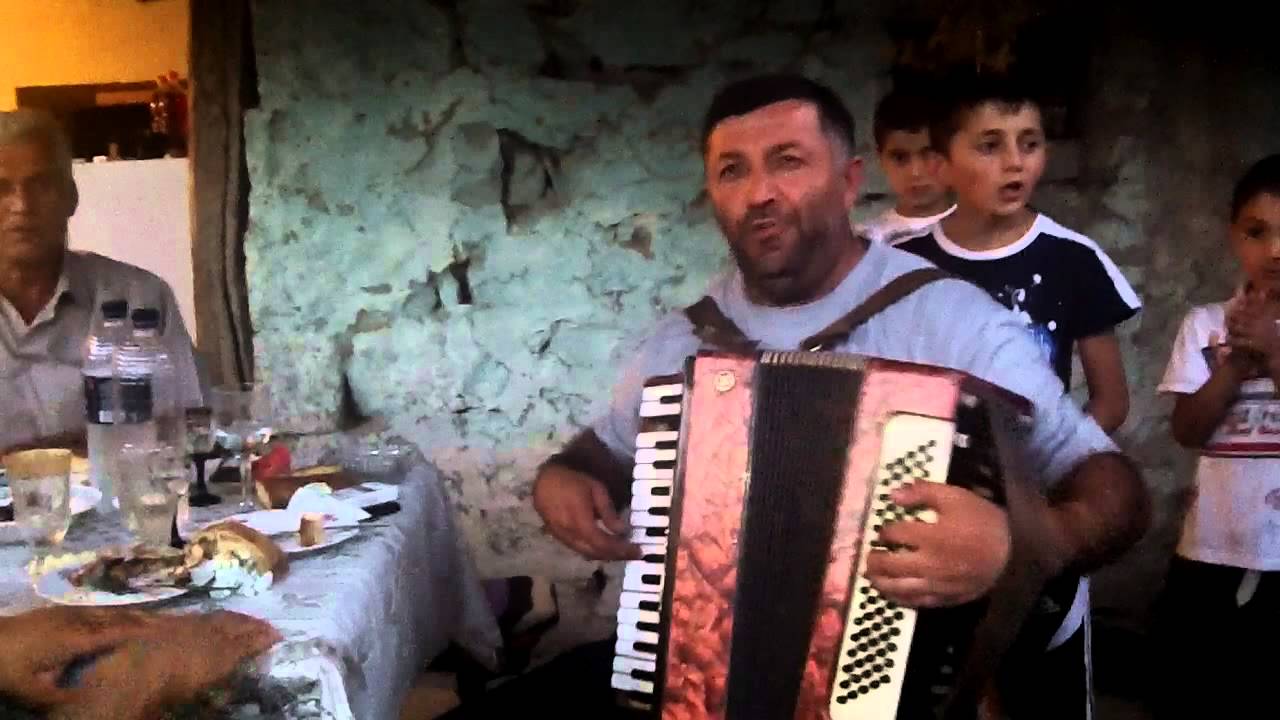 Չինարի. Զարթիր լաո