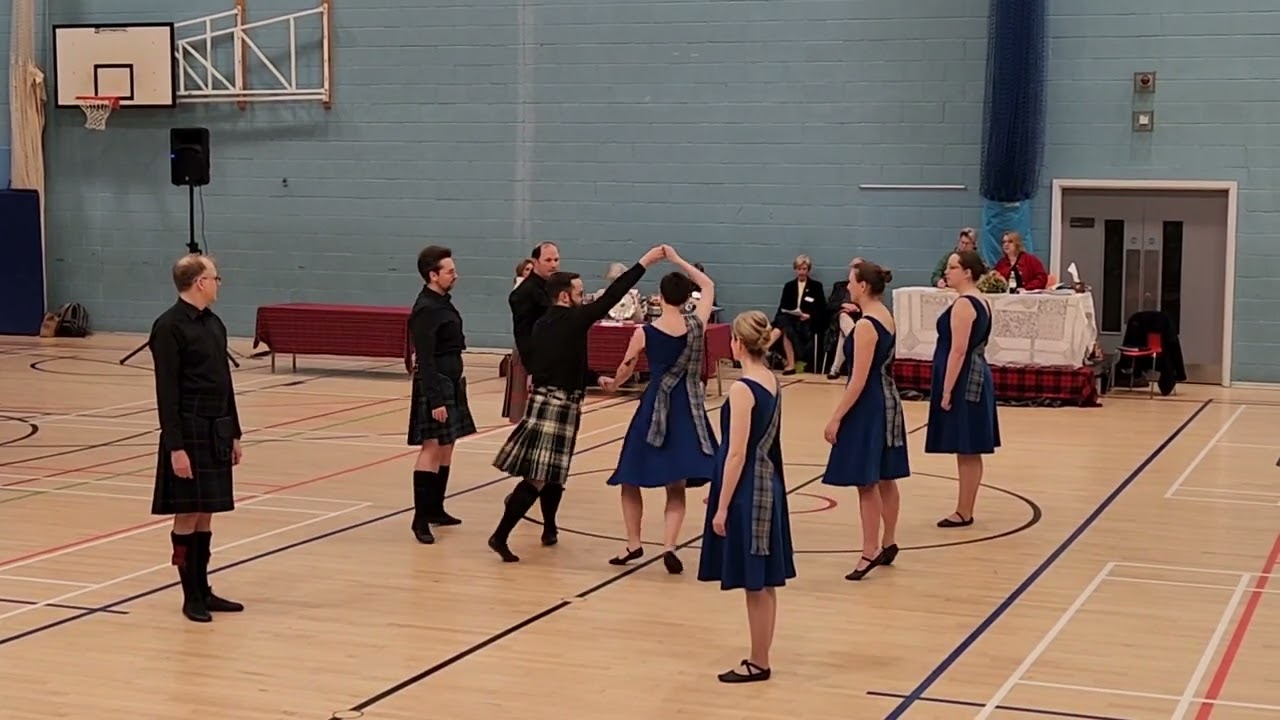 Jeannie o' the Witchin E'e (Side View) - Edinburgh Scottish Dancers - Newcastle Festival 2025