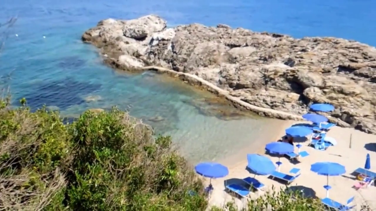 Spiaggia Brigantino e piscine - Capo d'Arco Isola d'Elba