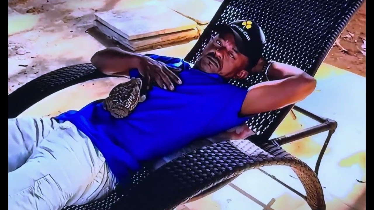 Toé levando susto com o cururu