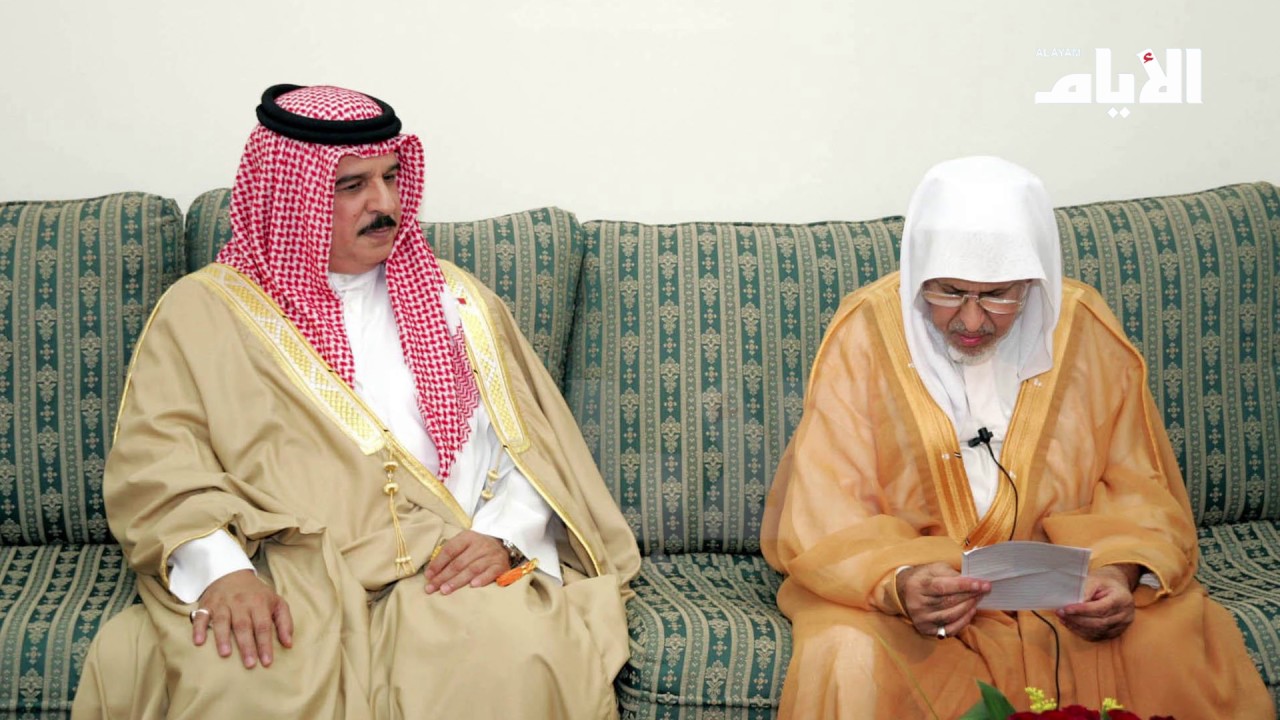 البحرين تشيّع الشيخ إبراهيم بن عبداللطيف السعد.. بعد عمله في القضاء الشرعي ٤٠ عاماً