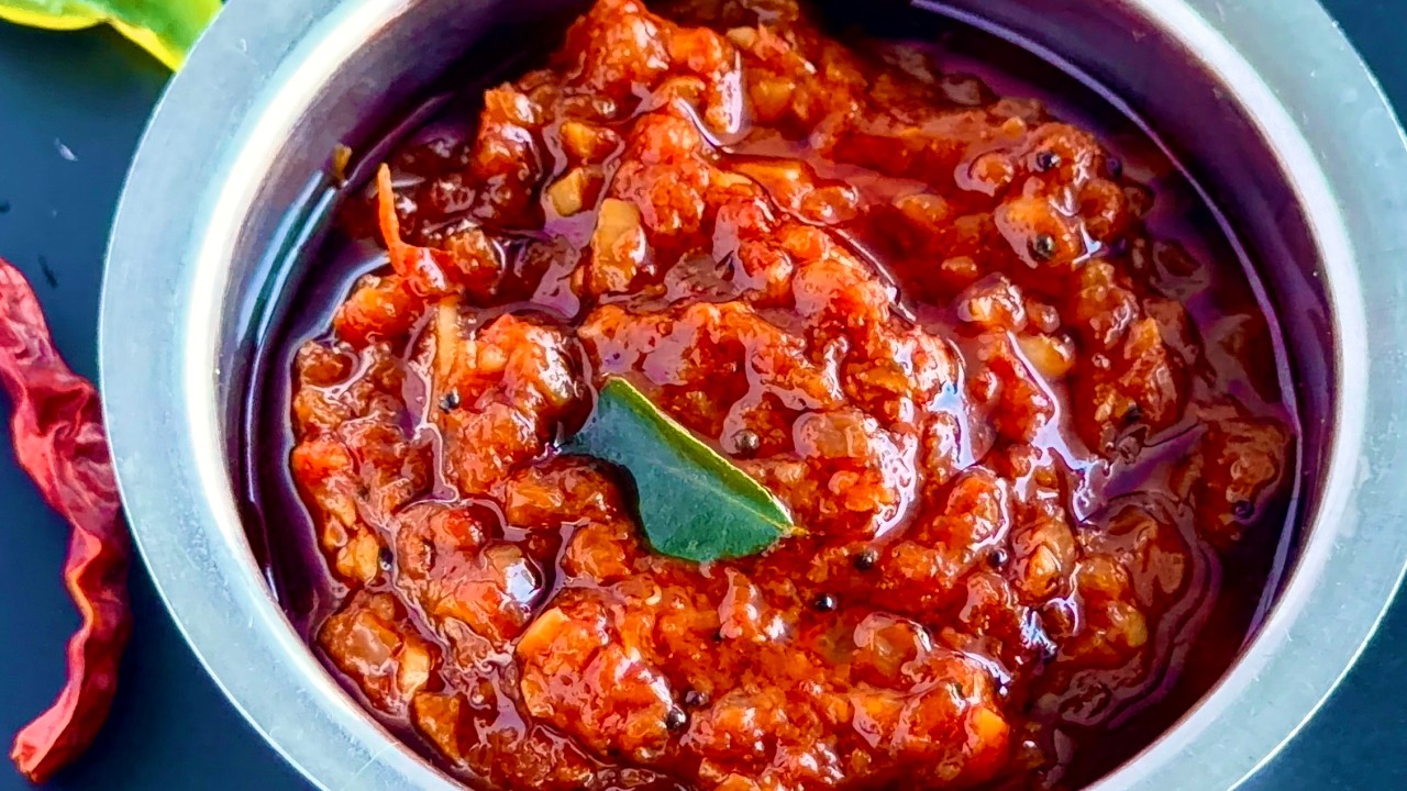 இந்த பூண்டு கார சட்னிக்கு🔥🔥 பத்து இட்லி சாப்பிட்டாலும் பத்தாது😋😋| Poondu Kara chutney in Tamil |