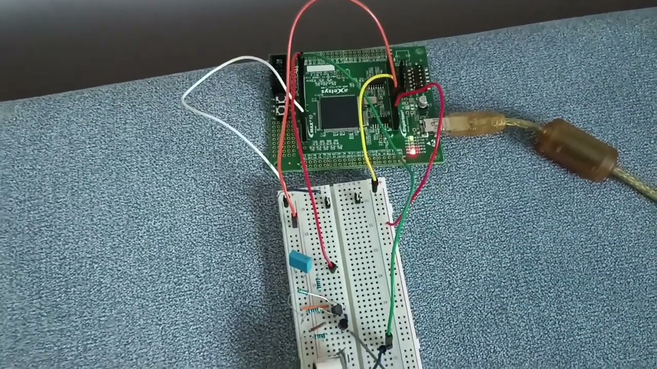 Czujnik HCSR04 plus FPGA 