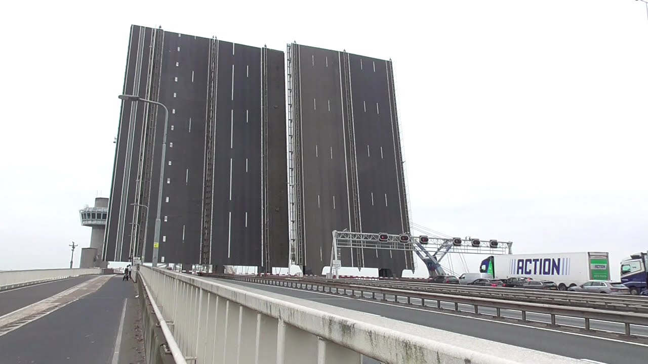 Brugopening Van Brienenoordbrug Basculebrug/ Drawbridge/ Pont Basculant/ Zugbr&uuml;cke Rotterdam