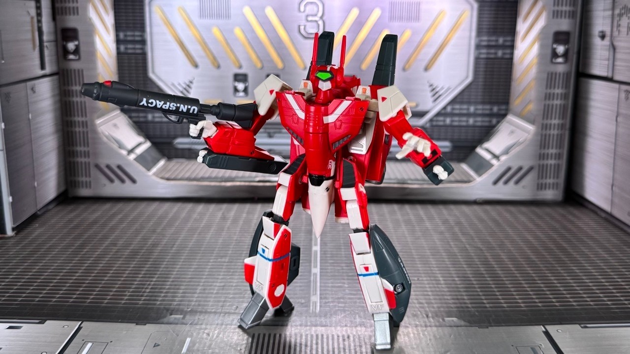 Robotech 1/100 Miriya VF-1J Super Veritech Fighter - Review +Transformation - Toynami