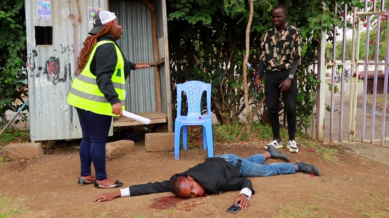 Ujanja Wa Nyani Huishia Chini Ya Mti 😂😂😂 Trick Gone Wrong!!