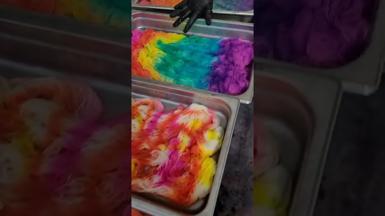 Kettle Dyeing - Part 1: the pour over technique vs precise application featuring Knomad Yarn