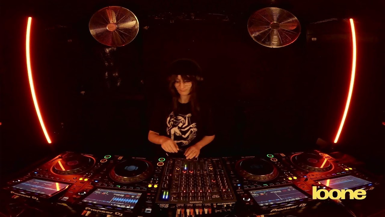 LOONE LIVE x HUMAN NATURE w/ LUCYD