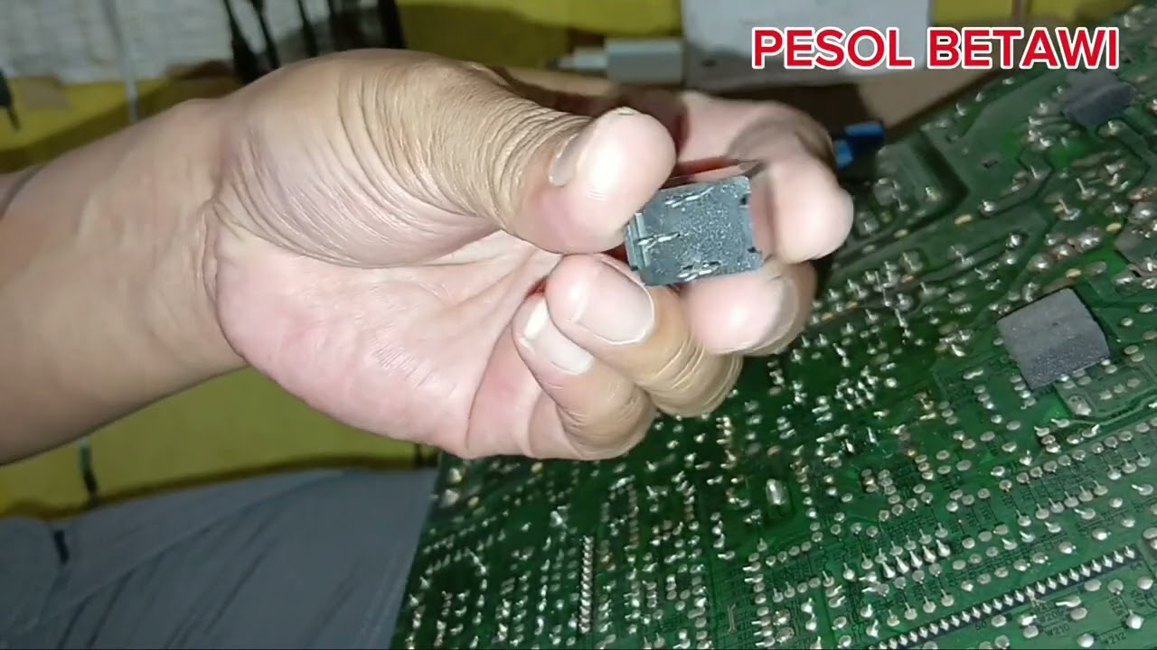 TV AKARI  GAMBAR  BELANG BELANG!!! Komponen  ini penyebanya..