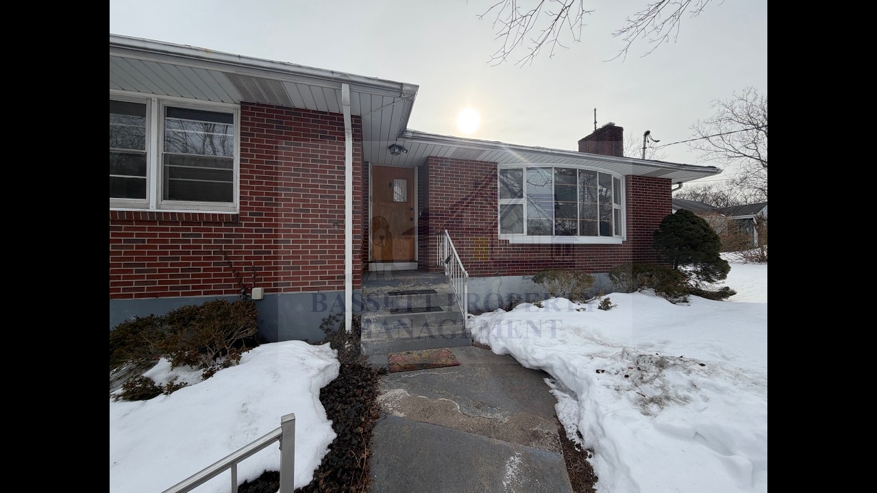 45 Corrigan Ave Meriden CT - 3 bed 2 bath single family home with in-law setup on lower level