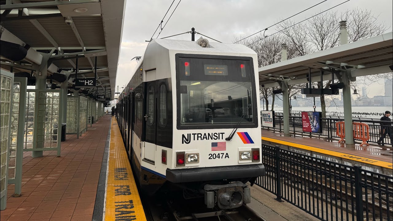 HBLR - ride from Hoboken to Danforth Avenue (PM Rush hour)