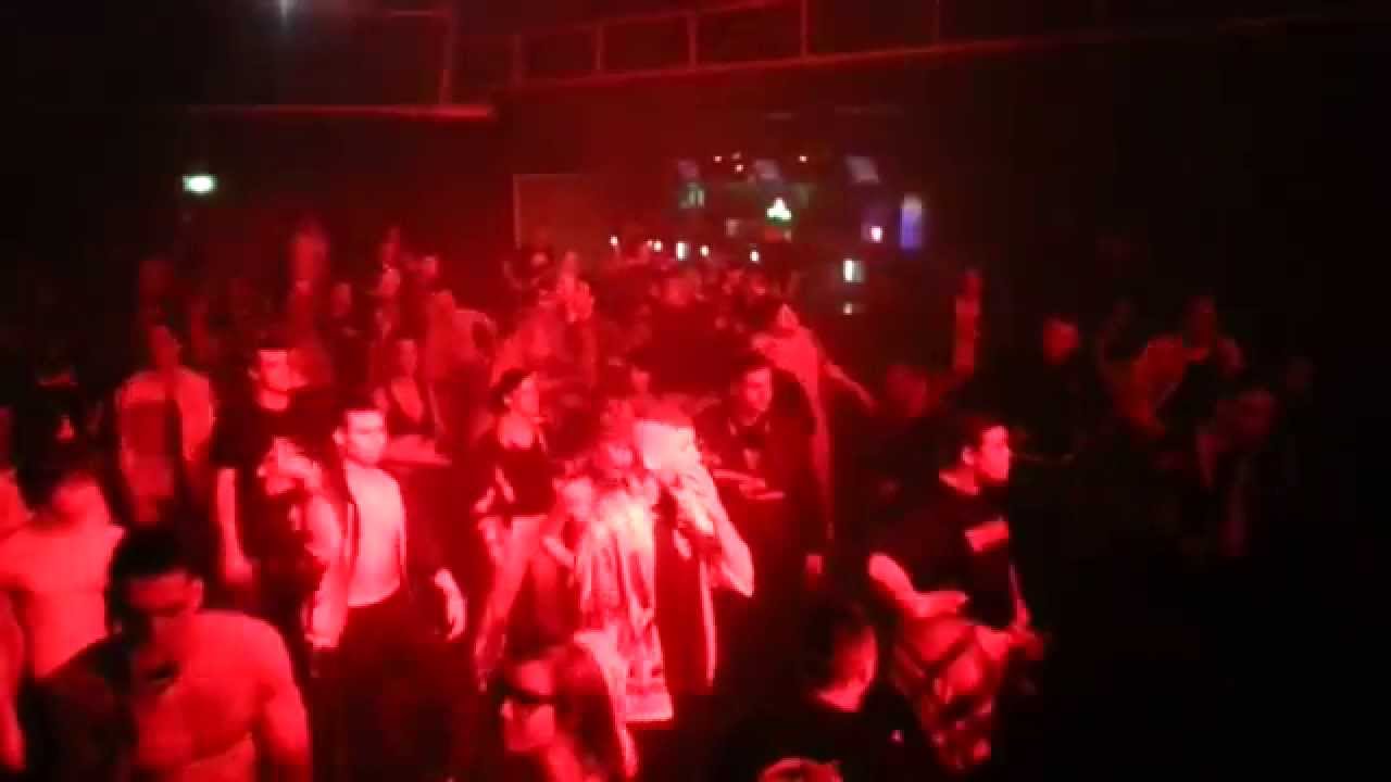 Starbanger - Defenders (SF vs Xearo Remix) Live @ Retrospect 4