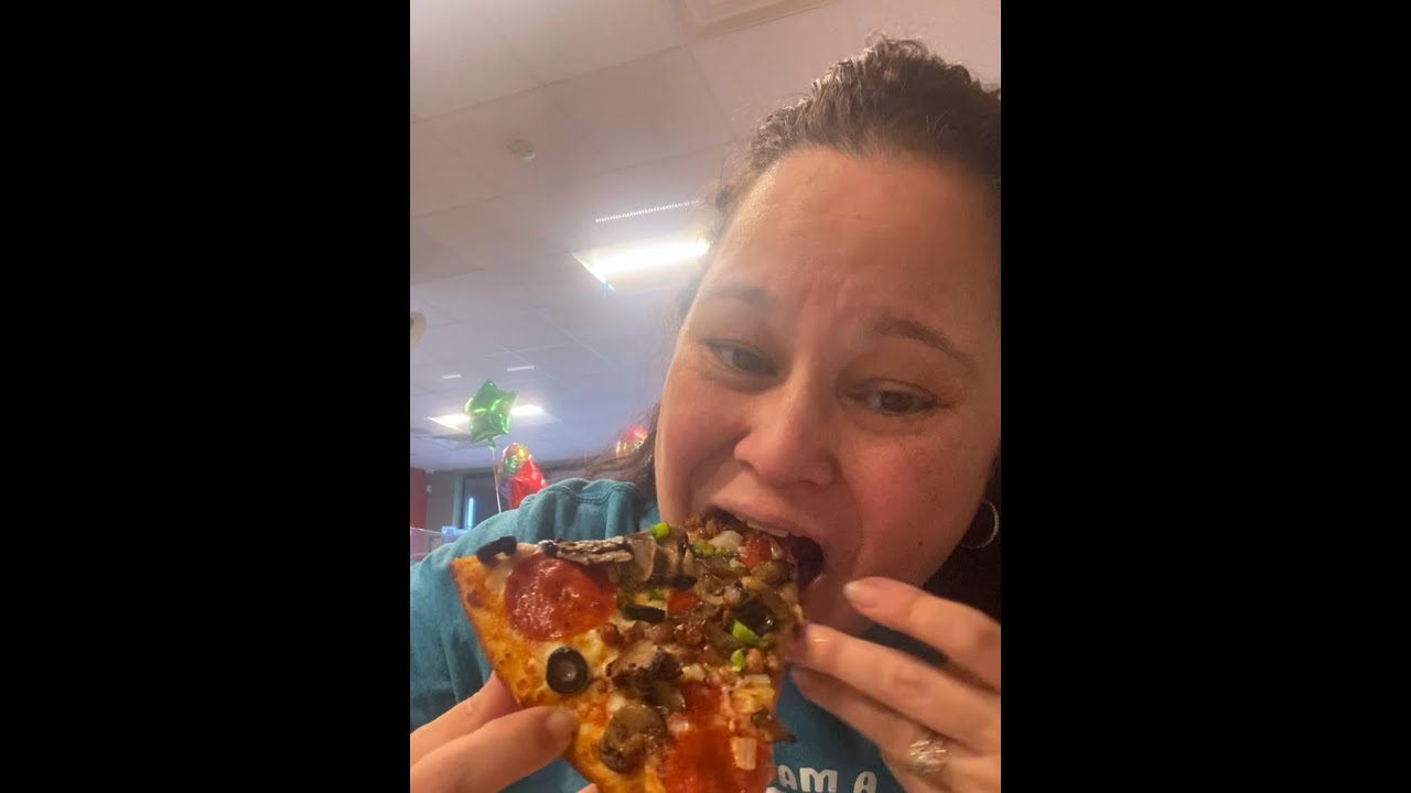 Went Caprigios Pizza for a Buffet and Wifi vet visit