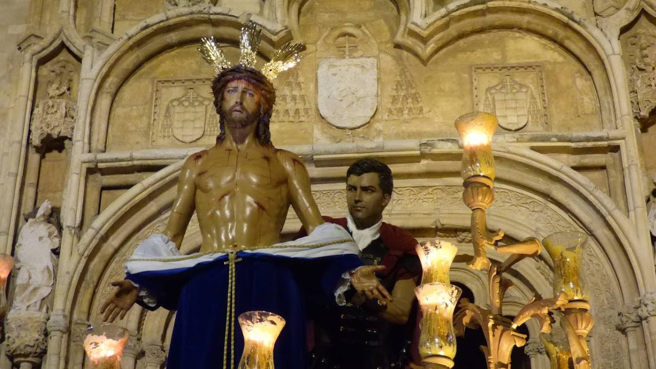El Despojado protagoniza una procesión para el recuerdo con la Virgen de la Paz y la Esperanza