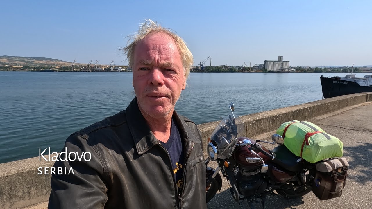 Crossing the border from Serbia into Romania