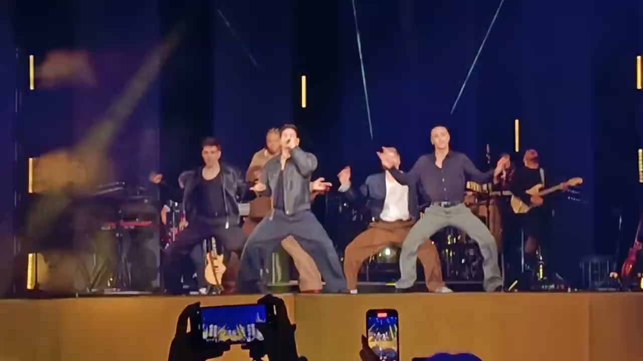 SANTOS BRAVOS 'Mónaco' en DEBUT CONCERT Auditorio Nacional 