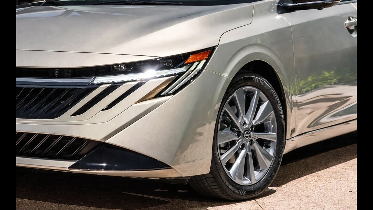 Nissan lanzó el nuevo Sentra con buena relación precio producto es más barato que el Corolla