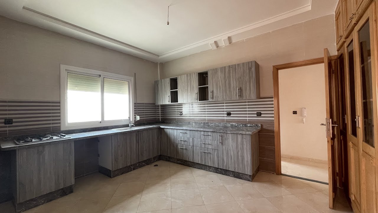 شقة رائعة بفاس أرقى مواقع المدينة  طريق ايموزار Appartement fes route d'imouzzer