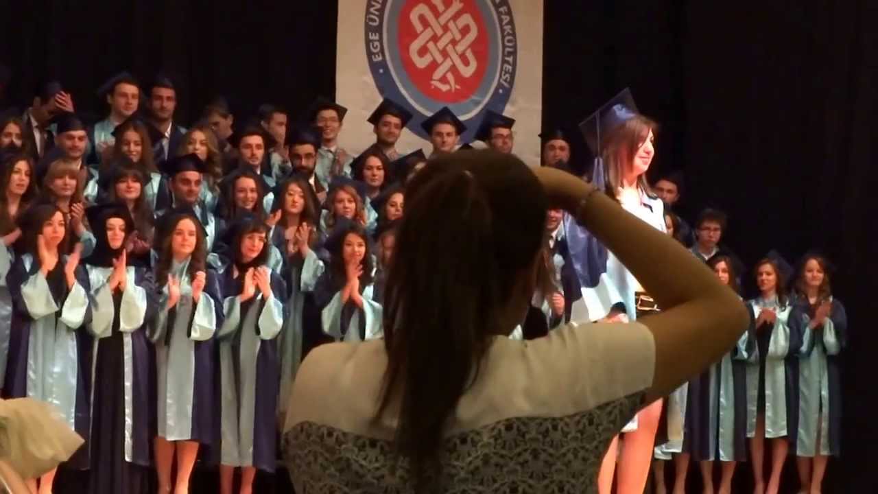 E.Ü. Diş Hekimliği Fakültesi 2012-2013 mezuniyet töreni (dereceli öğrenciler)