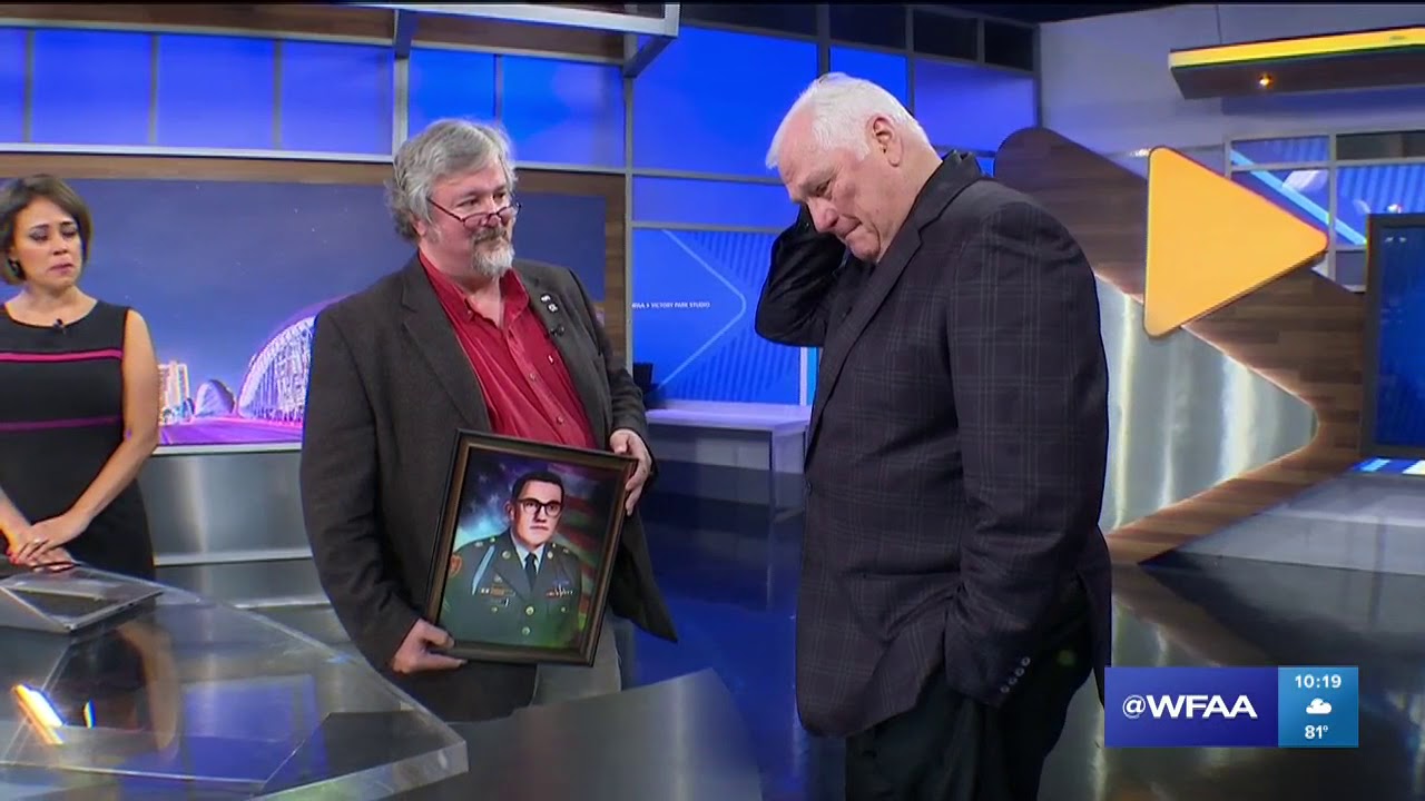 Dale Hansen becomes emotional after surprise portrait of childhood best friend
