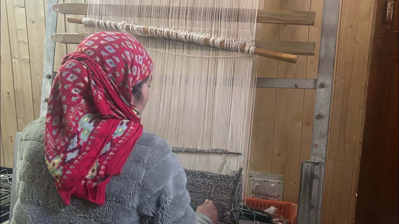 Village life style!! Wool carpet process 🐑!!!Part :1 first