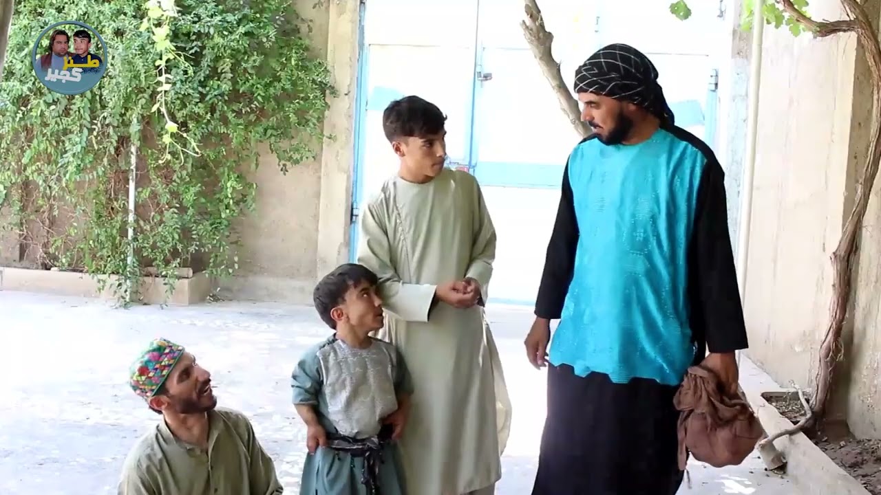 نمایش: کجیر از باغ نورالله دزدی میکنه