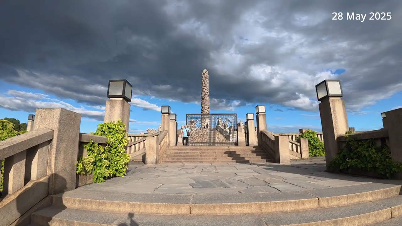 Visit to Frogner Park (Oslo's largest park, No entree fees)