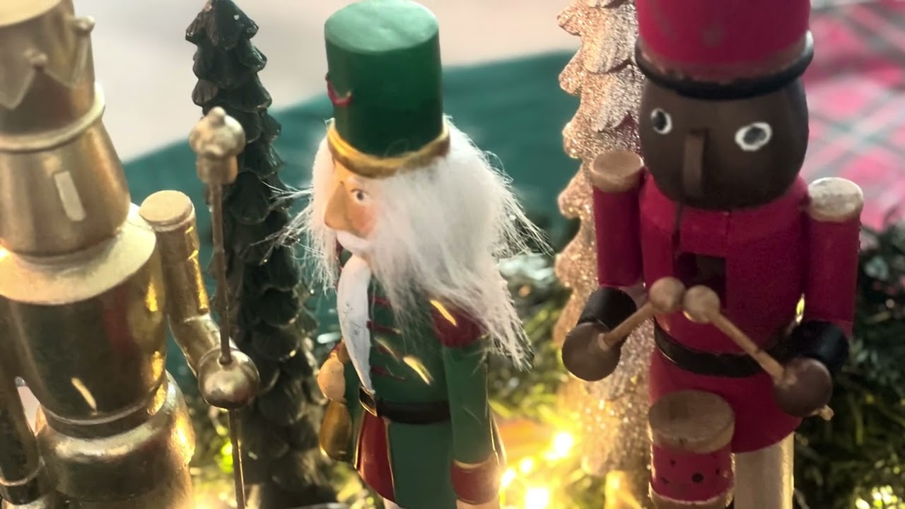New Christmas Decorate with us Mini Christmas Home Tour and Meet Oliver 