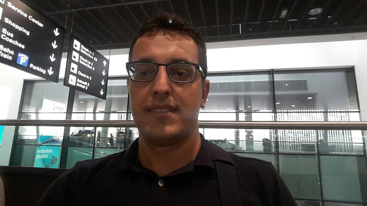 Gazetari, Kasam Selimi paraqitet nga Aeroporti i Cyrihut para nisjes per Shkup