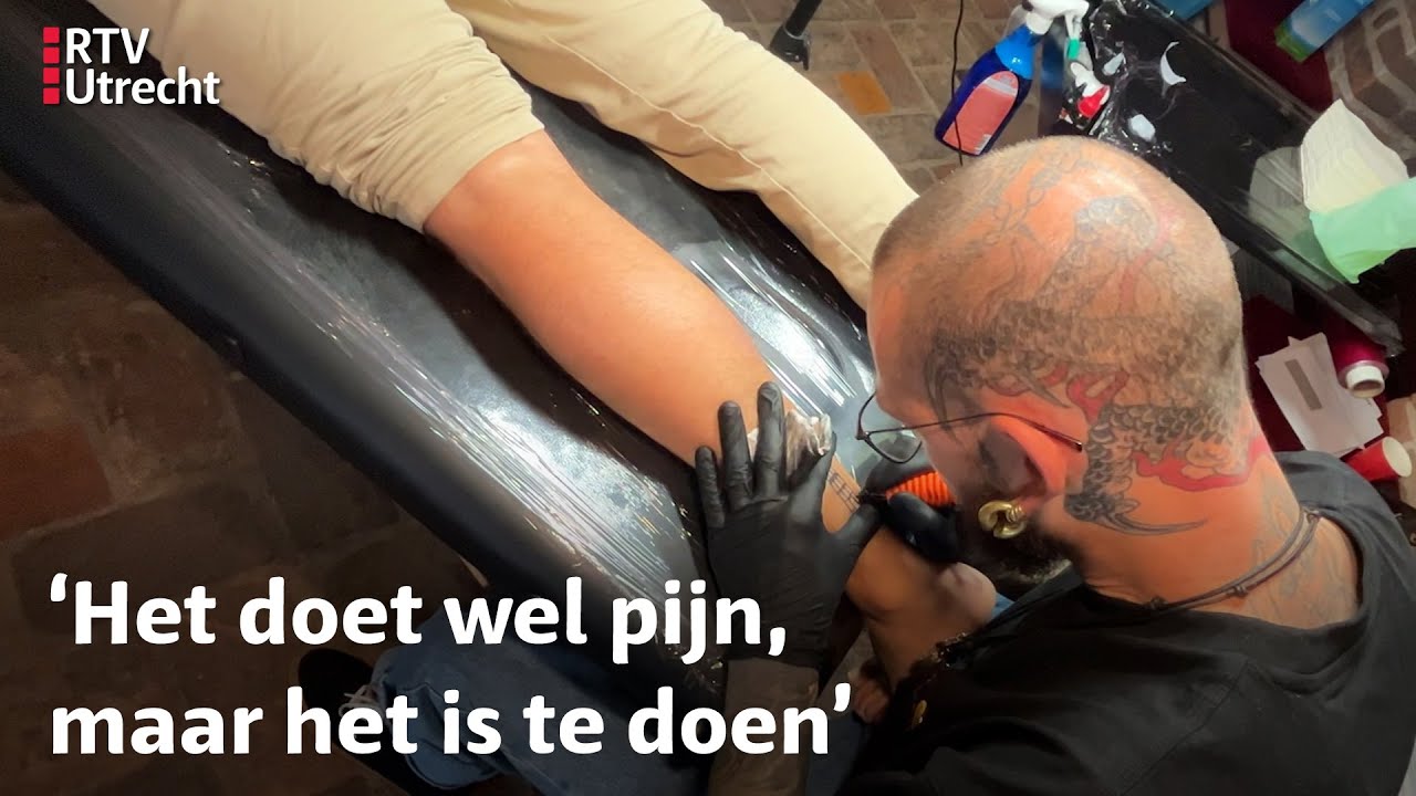 225 mensen zetten tatoeage van 'magische' Domtoren | RTV Utrecht